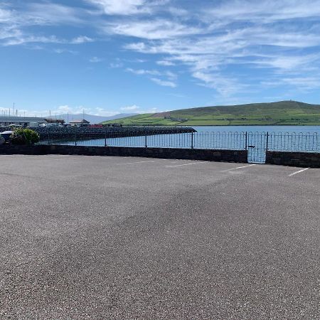 Dingle Harbour Nights Hotel Екстериор снимка