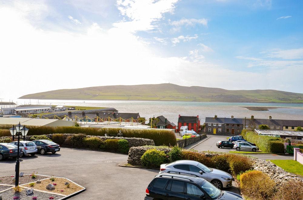 Dingle Harbour Nights Hotel Екстериор снимка